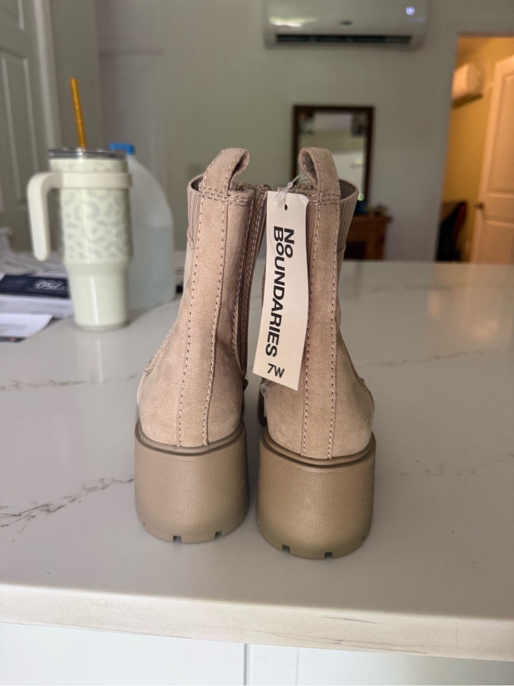 Tan Boot - Picture 2 of 4